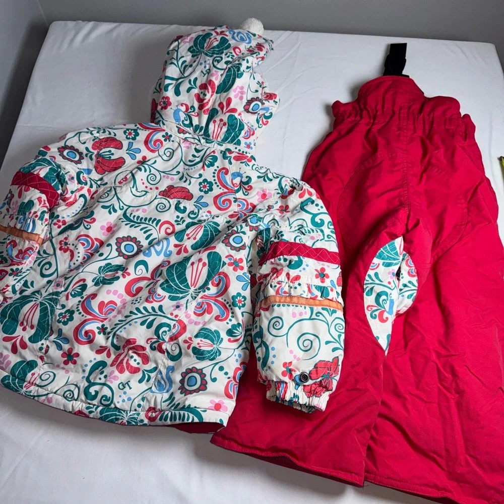 Gagou Tagou Girls 3T Snowsuit Set Floral Hooded Jacket and Red Bib Snow Pants